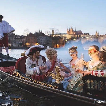 Studio Charles Bridge - Splendid - View براغ